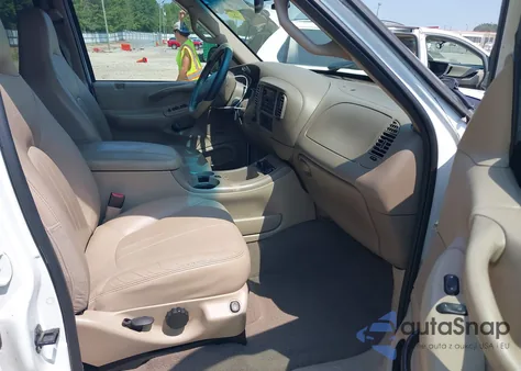 2002 Ford Expedition Eddie Bauer from USA, damaged, VIN 1FMFU18L82LA51682